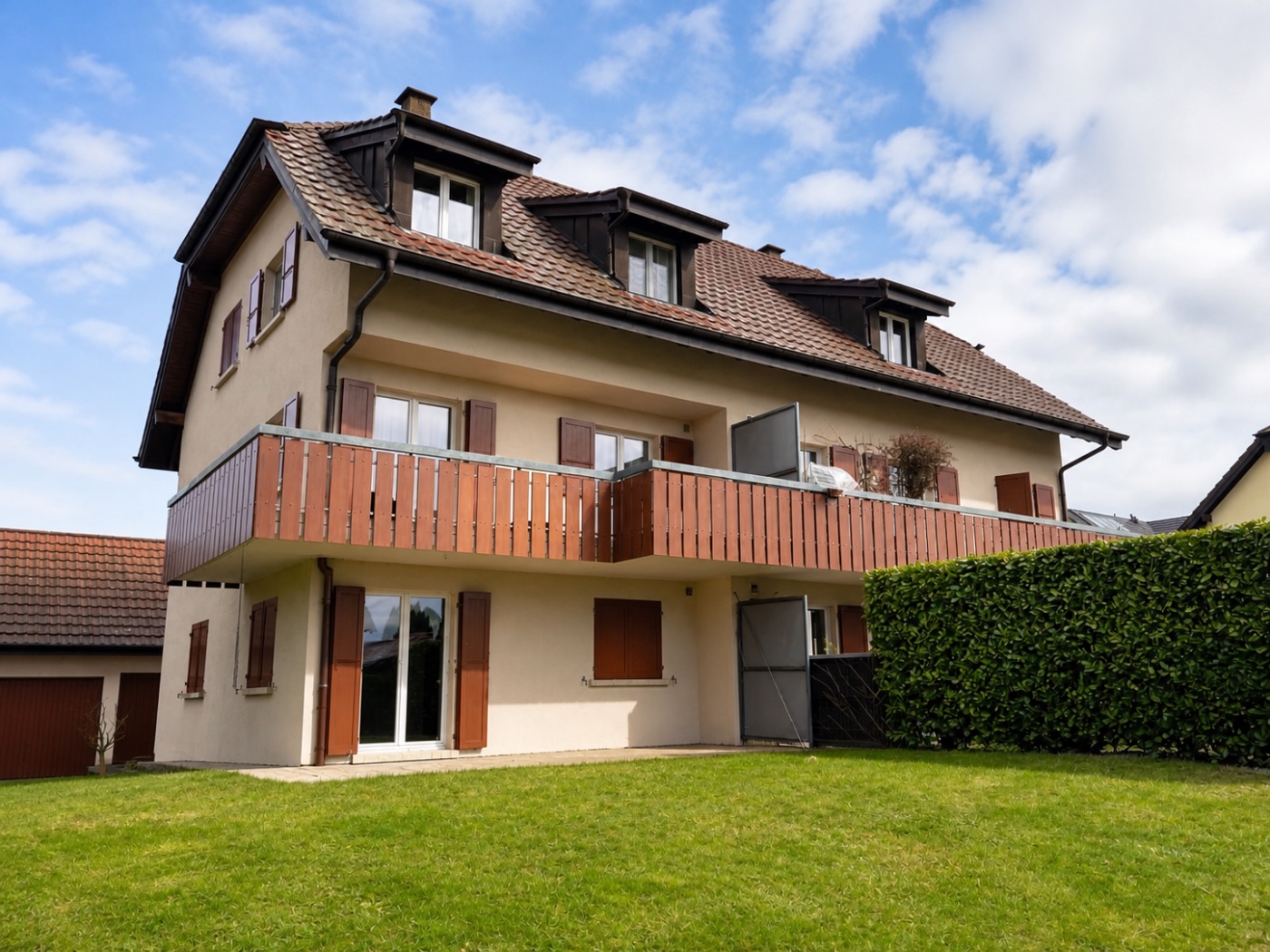 Immeuble résidentiel de neuf appartements vendu off-market près de Lausanne